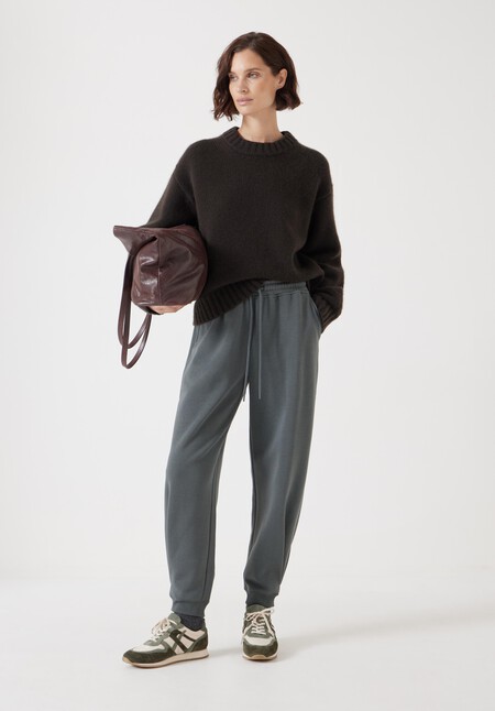 Barrel Leg Pleat Joggers