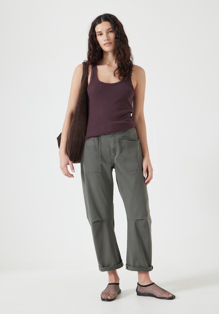 Scoop Neck Ribbed Vest