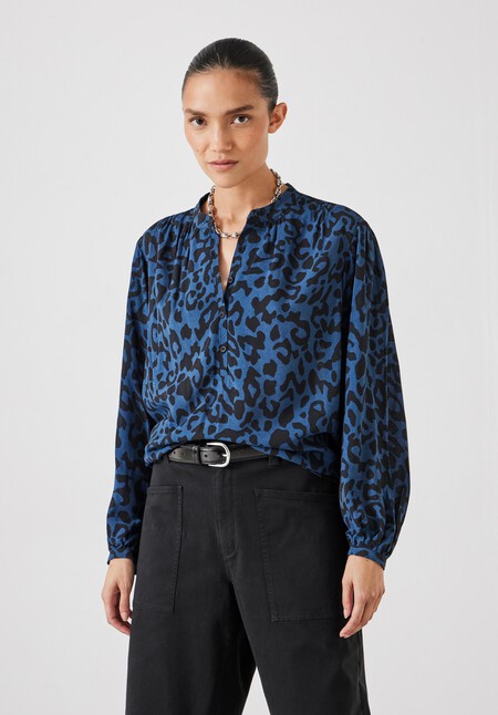Leopard Print Long Sleeve Top